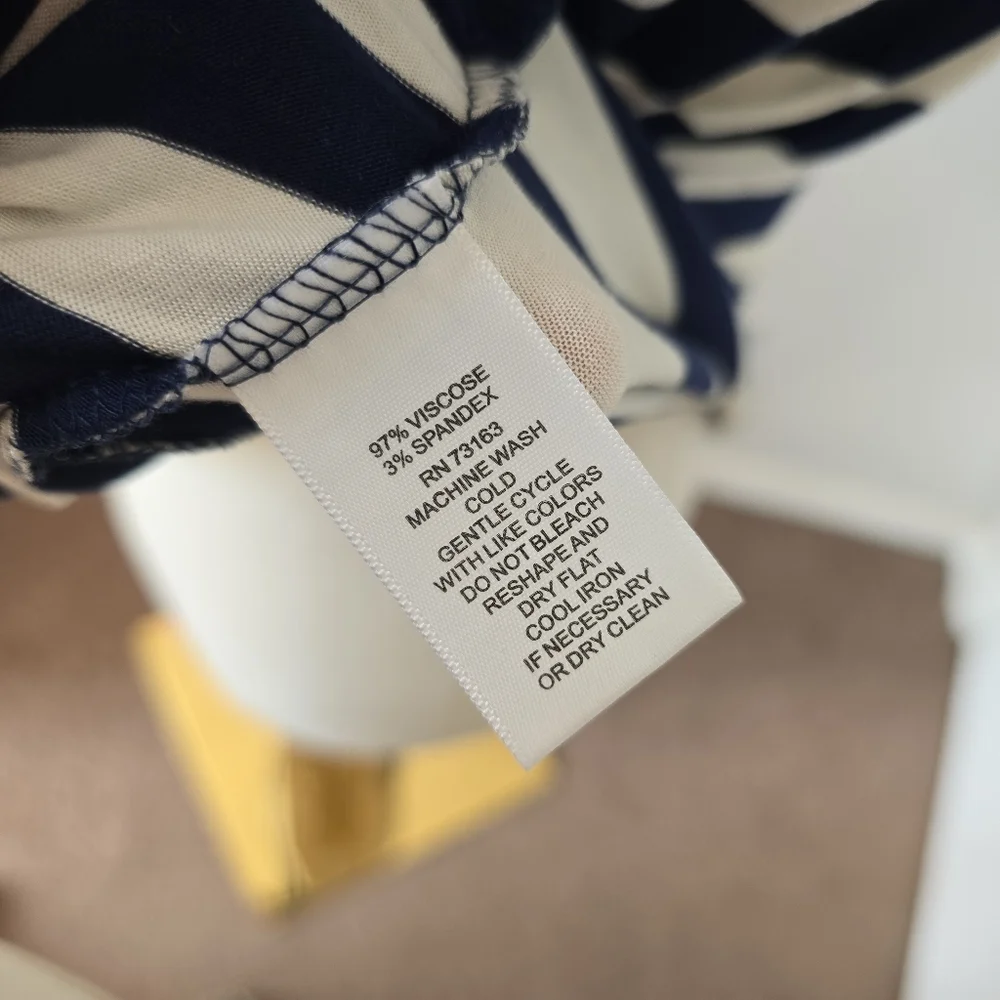 Cupio | Medium | Blue & White Striped Sleeveless Tank - Picture 6 of 8